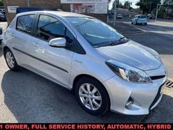 Silver Used 2013 Toyota Yaris Hybrid T4 Hatchback | £7,995 (Expensive)