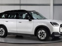 White Used 2024 Mini Countryman Classic SUV | £28,000 (Super price)