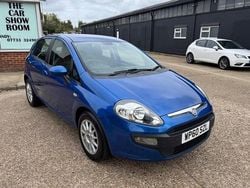 Blue Used 2010 Fiat Punto Evo Dynamic Hatchback | £2,500