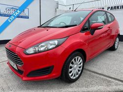 Red Used 2014 Ford Fiesta Style Hatchback | £3,495 (Fair price)