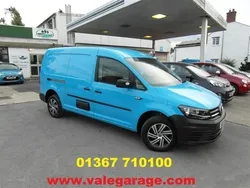 Blue Used 2017 VW Caddy Maxi Startline MPV | £9,000 (Good price)