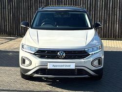 Used 2025 VW T-Roc Match SUV | £24,399 (Fair price)