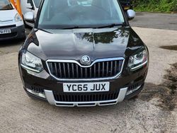 Brown Used 2015 Skoda Yeti SUV | £11,995 (Fair price)