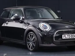 Black Used 2023 Mini Cooper Classic Hatchback | £22,750 (Fair price)