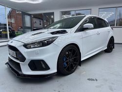 White Used 2016 Ford Focus RS Hatchback | £21,995 (Fair price)