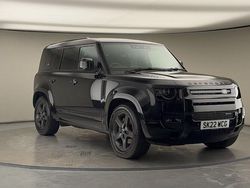 Santorini black Used 2022 Land Rover Defender SE Dynamic SUV | £54,100 (Fair price)