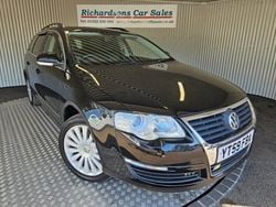 Black Used 2009 VW Passat Highline Estate | £4,000 (Fair price)