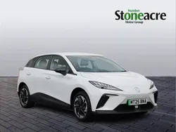 White New 2025 MG MG4 EV SE Hatchback | £17,994 (Super price)
