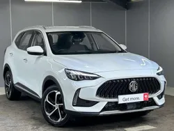 White Used 2024 MG HS SE SUV | £15,965 (Fair price)