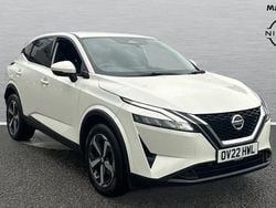 White Used 2022 Nissan Qashqai N-Connecta SUV | £19,556 (Fair price)