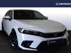 White Used 2023 Honda Civic Advance Hatchback | £28,990 (Fair price)
