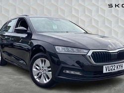 Black magic pearl effect Used 2022 Skoda Octavia SE Estate | £16,450 (Fair price)