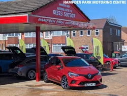 Flame red Used 2022 Renault Clio V Iconic Hatchback | £13,350 (Fair price)