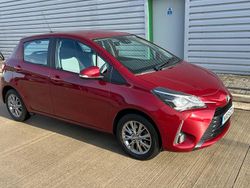 Red Used 2018 Toyota Yaris Hatchback | £9,400 (Fair price)