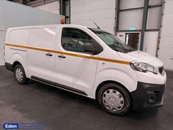 White Used 2020 Peugeot Expert Van | £9,190 (Fair price)