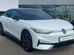 White Used 2024 VW ID.7 Pro Sedan | £31,883 (Fair price)