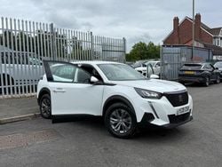 White Used 2020 Peugeot 2008 Active SUV | £9,500 (Super price)