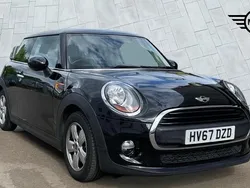 Black Used 2017 Mini ONE Hatch Hatchback | £10,369 (Fair price)
