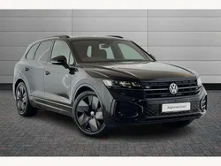 Black Used 2024 VW Touareg Black Edition SUV | £54,990 (Fair price)