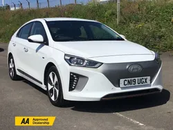 White Used 2019 Hyundai Ioniq Premium SE Sedan | £9,995 (Fair price)