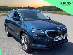 Lava blue metallic Used 2023 Skoda Karoq SE L SUV | £21,795 (Fair price)