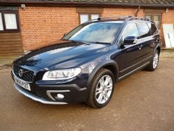 Blue Used 2016 Volvo XC70 SE Lux Estate | £11,495 (Fair price)