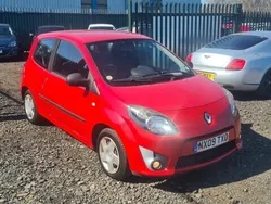 Red Used 2009 Renault Twingo Extreme Hatchback | £995 (Fair price)