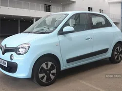 Blue Used 2018 Renault Twingo Play Hatchback | £6,750 (A bit pricey)
