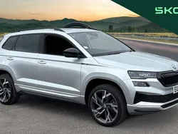 Used 2025 Skoda Karoq SportLine SUV | £28,990 (Fair price)