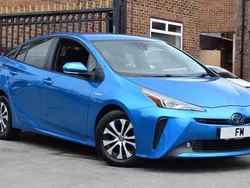 Blue Used 2020 Toyota Prius Business Edition Hatchback | £14,450 (Fair price)