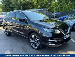 Black Used 2018 Nissan Qashqai N-Connecta SUV | £10,895 (Good price)