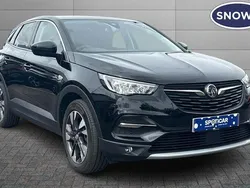 Black Used 2020 Vauxhall Grandland X SRi SUV | £15,881 (Fair price)