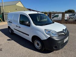 White Used 2020 Renault Kangoo Business MPV | £6,995 (Fair price)