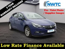 Blue Used 2019 Vauxhall Astra Hatchback | £7,595 (Fair price)