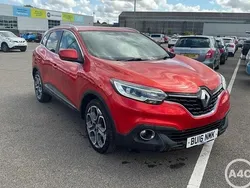 Red Used 2016 Renault Kadjar Dynamique SUV | £8,842 (A bit pricey)