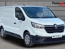 White Used 2022 Renault Trafic Business Van | £13,995 (Good price)
