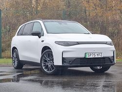 Pearl pearly white New 2025 Leapmotor C10 SUV | £31,998 (Super price)