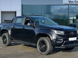 Black Used 2024 VW Amarok Style Pickup | £55,000 (Expensive)