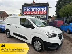 White Used 2021 Vauxhall Combo MPV | £8,995 (Fair price)