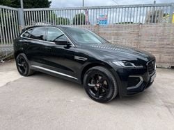 Black Used 2022 Jaguar F-Pace R-Dynamic SUV | £24,750 (Fair price)