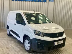 White Used 2019 Peugeot Partner MPV | £5,450 (Fair price)