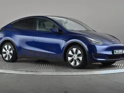 Blue Used 2022 Tesla Model Y Long Range SUV | £23,898 (Good price)