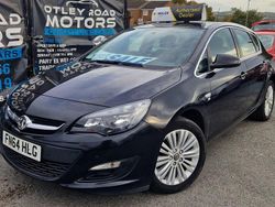 Black Used 2014 Vauxhall Astra Excite Hatchback | £2,695 (Fair price)
