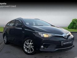 Black Used 2016 Toyota Auris Hybrid Business Edition Estate | £9,303 (Fair price)