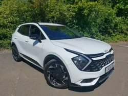 White Used 2024 Kia Sportage GT-Line SUV | £25,498 (Good price)