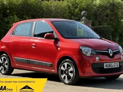 Red Used 2015 Renault Twingo Play Hatchback | £4,790 (Fair price)