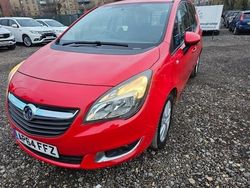 Red Used 2015 Vauxhall Meriva MPV | £2,000 (Fair price)