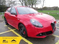 Red Used 2020 Alfa Romeo Giulietta Edizione Speciale Hatchback | £6,890 (Fair price)
