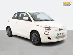 White Used 2021 Fiat 500e Icon Hatchback | £10,595 (Fair price)