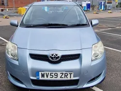Blue Used 2009 Toyota Auris Hatchback | £2,000 (Good price)